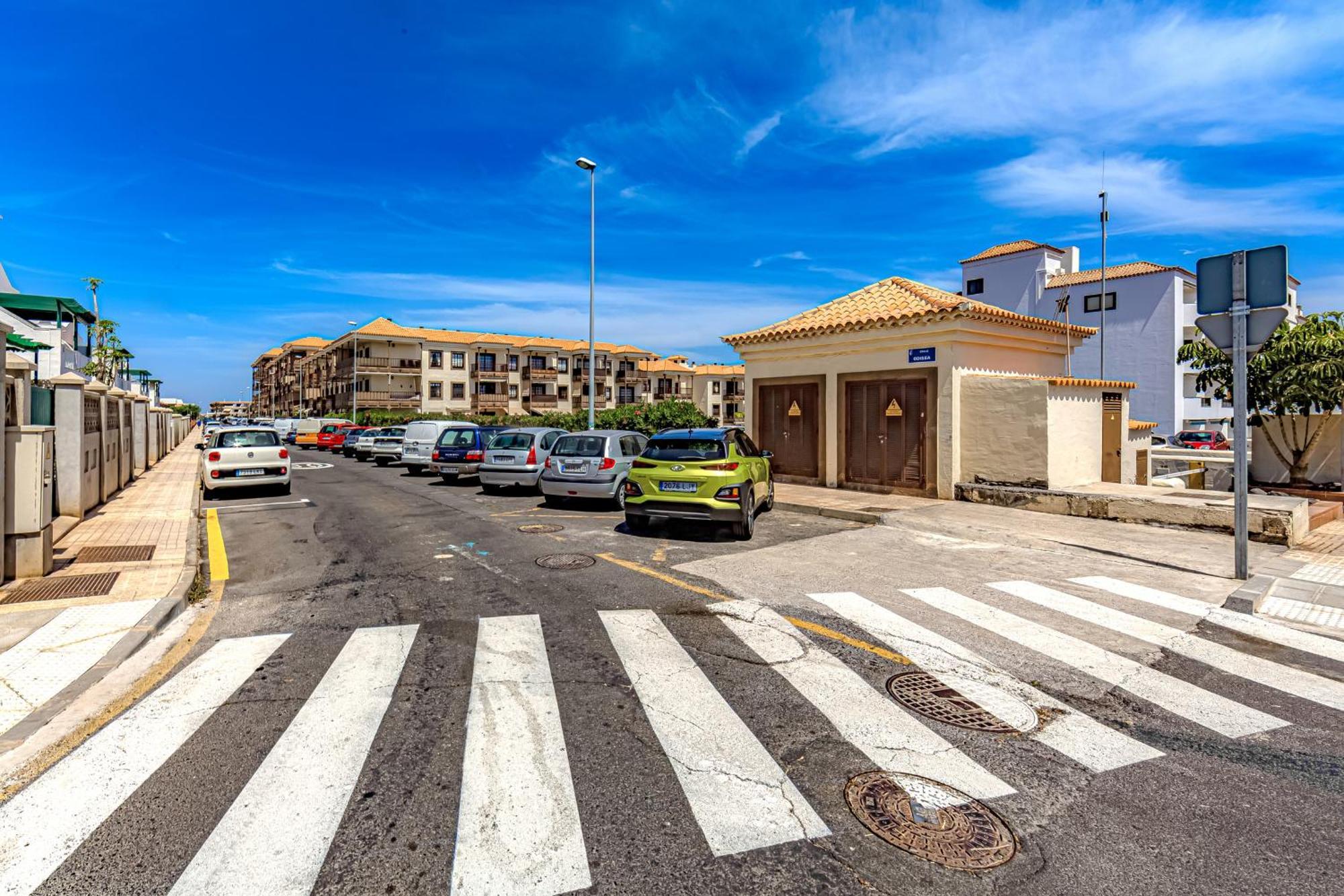 Atlantis 3 One Bedroom, Sea Front, In Complex With Pool Costa Del Silencio Exteriör bild