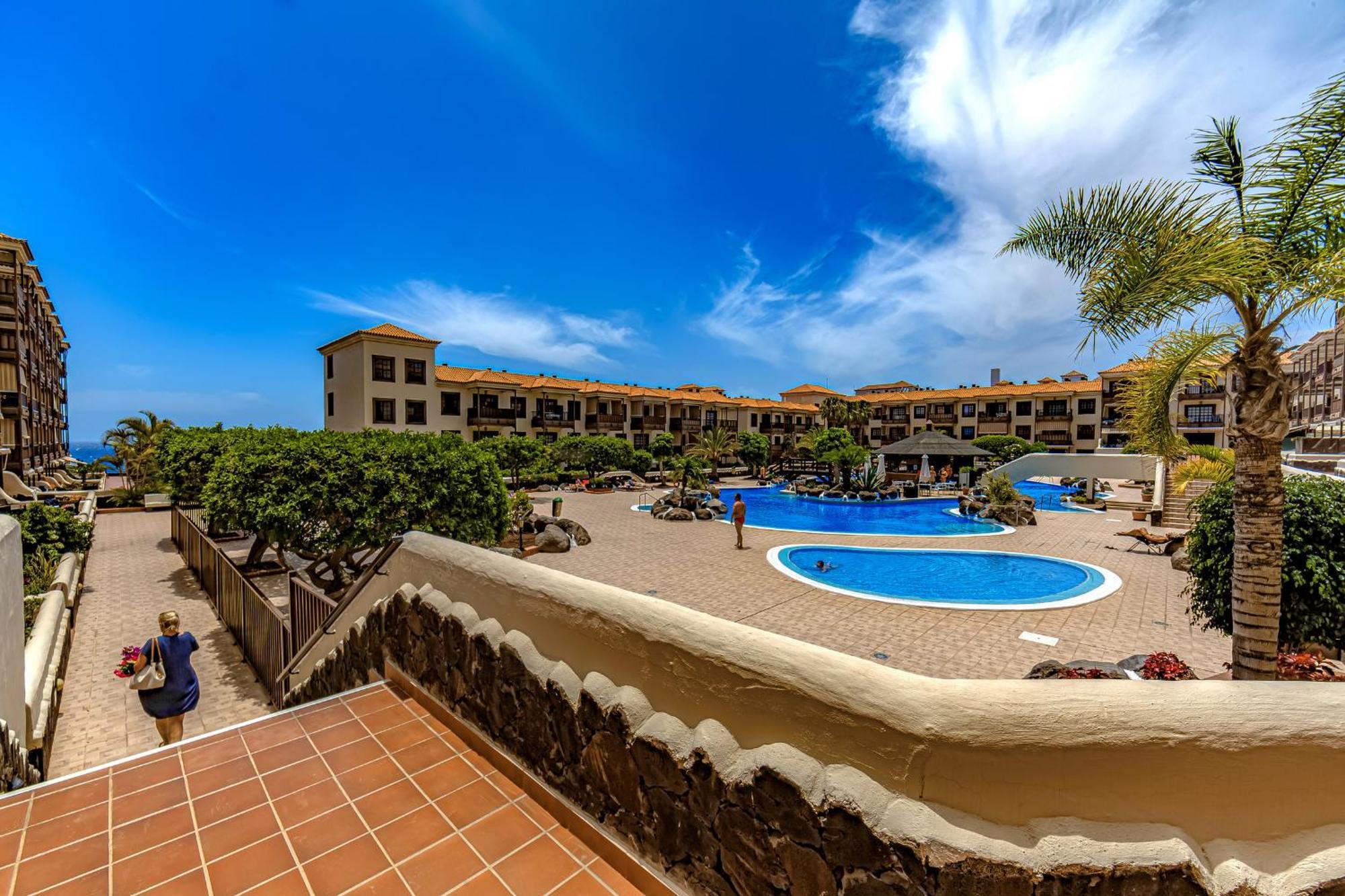 Atlantis 3 One Bedroom, Sea Front, In Complex With Pool Costa Del Silencio Exteriör bild